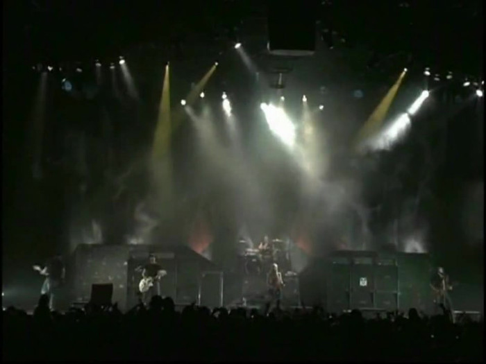 Bonez Tour Documentary [HD] Part2 - Avril Lavigne 1235