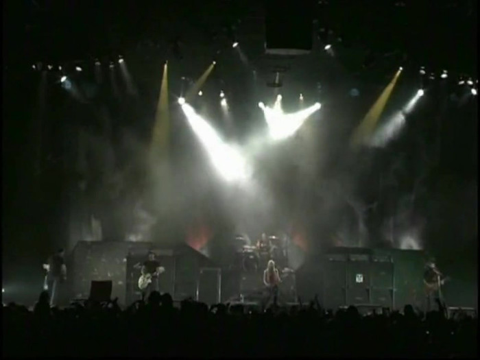 Bonez Tour Documentary [HD] Part2 - Avril Lavigne 1237