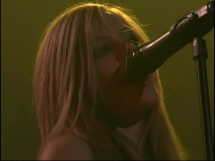 Bonez Tour Documentary [HD] Part2 - Avril Lavigne 1262