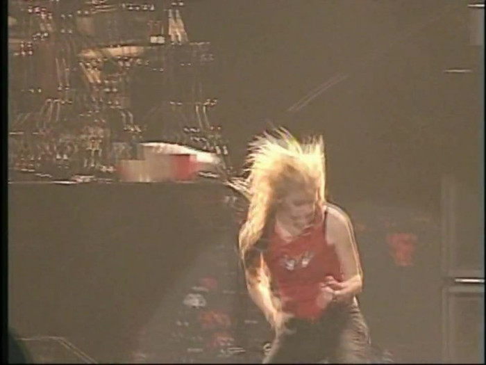 Bonez Tour Documentary [HD] Part2 - Avril Lavigne 2254