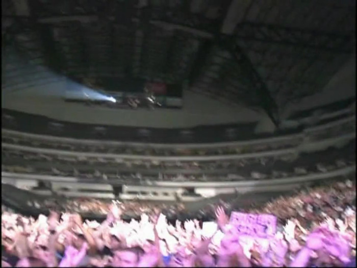 Bonez Tour Documentary [HD] Part2 - Avril Lavigne 0791