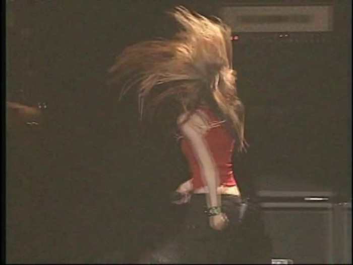 Bonez Tour Documentary [HD] Part2 - Avril Lavigne 2263