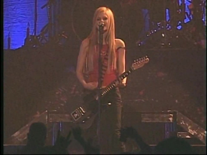 Bonez Tour Documentary [HD] Part2 - Avril Lavigne 1762