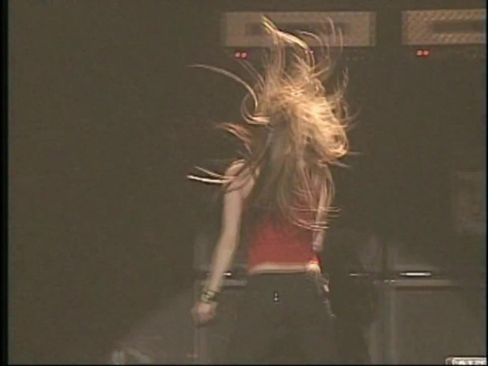 Bonez Tour Documentary [HD] Part2 - Avril Lavigne 2267