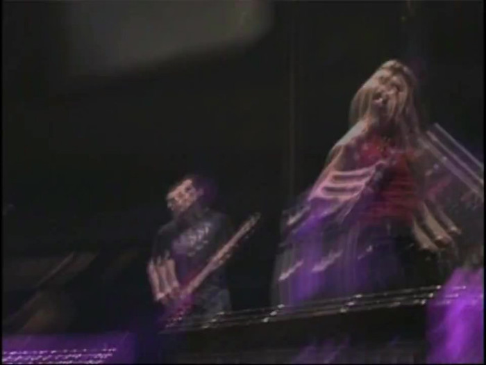 Bonez Tour Documentary [HD] Part2 - Avril Lavigne 1767