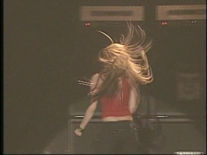 Bonez Tour Documentary [HD] Part2 - Avril Lavigne 2269