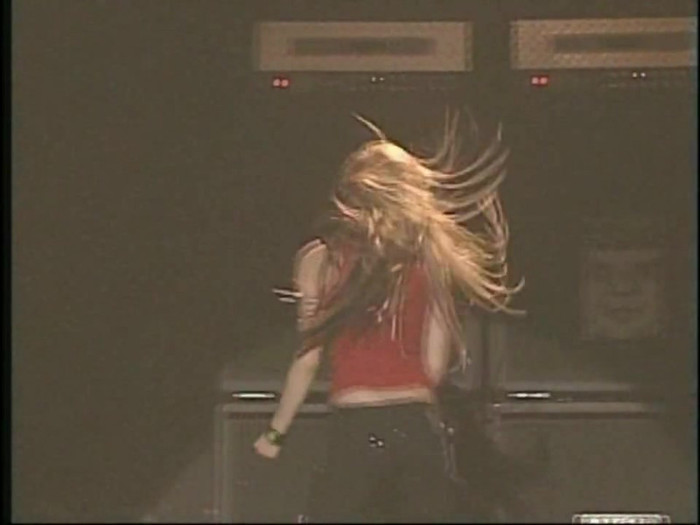 Bonez Tour Documentary [HD] Part2 - Avril Lavigne 2270