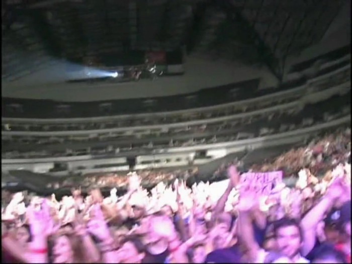 Bonez Tour Documentary [HD] Part2 - Avril Lavigne 0805