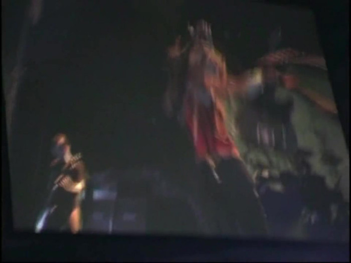 Bonez Tour Documentary [HD] Part2 - Avril Lavigne 1287