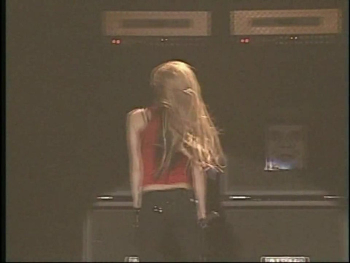 Bonez Tour Documentary [HD] Part2 - Avril Lavigne 2272