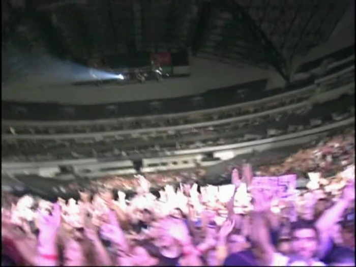 Bonez Tour Documentary [HD] Part2 - Avril Lavigne 0808