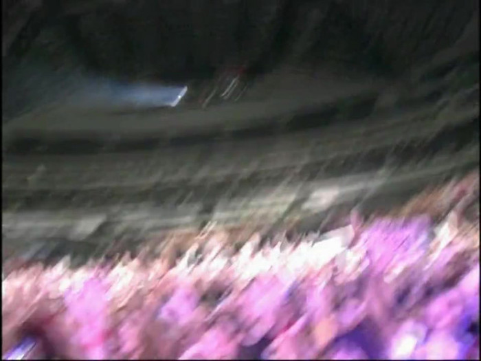 Bonez Tour Documentary [HD] Part2 - Avril Lavigne 0810