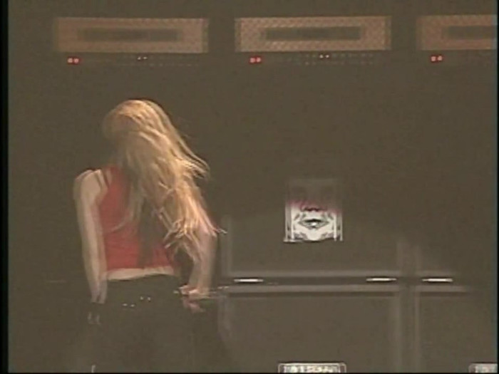 Bonez Tour Documentary [HD] Part2 - Avril Lavigne 2277