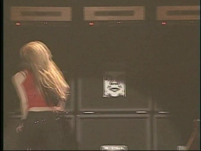 Bonez Tour Documentary [HD] Part2 - Avril Lavigne 2279
