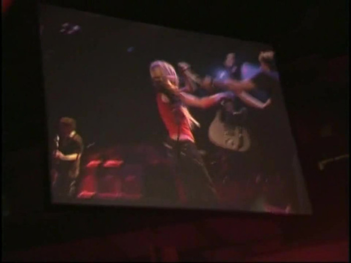 Bonez Tour Documentary [HD] Part2 - Avril Lavigne 1297