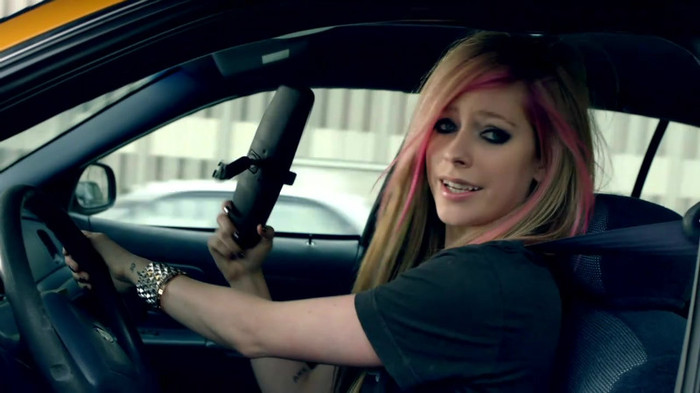 Avril Lavigne - What The Hell_youtube_original 0826