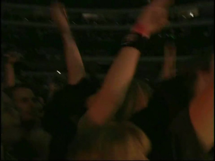 Bonez Tour Documentary [HD] Part2 - Avril Lavigne 0816