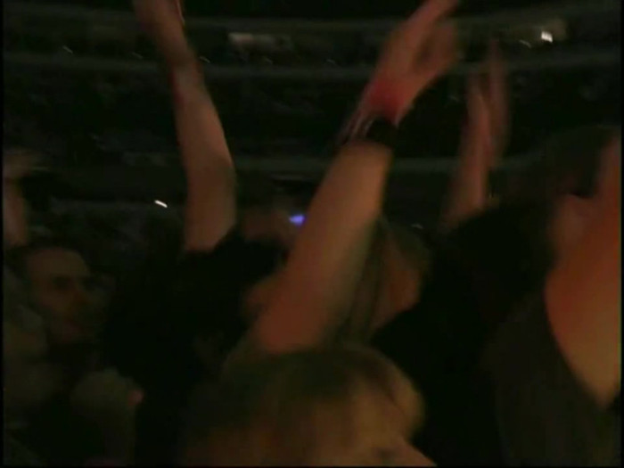 Bonez Tour Documentary [HD] Part2 - Avril Lavigne 0817