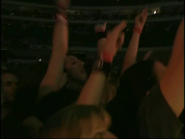 Bonez Tour Documentary [HD] Part2 - Avril Lavigne 0820