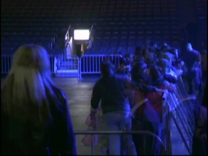 Bonez Tour Documentary [HD] Part2 - Avril Lavigne 0334