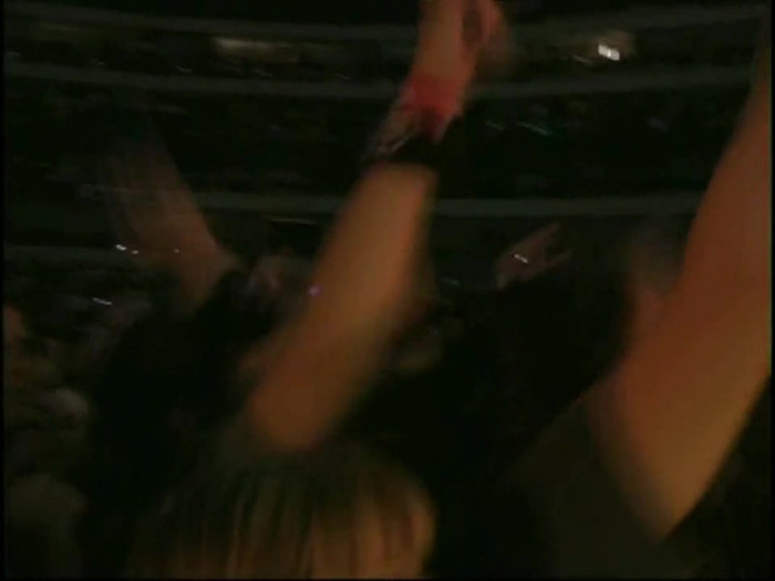 Bonez Tour Documentary [HD] Part2 - Avril Lavigne 0825