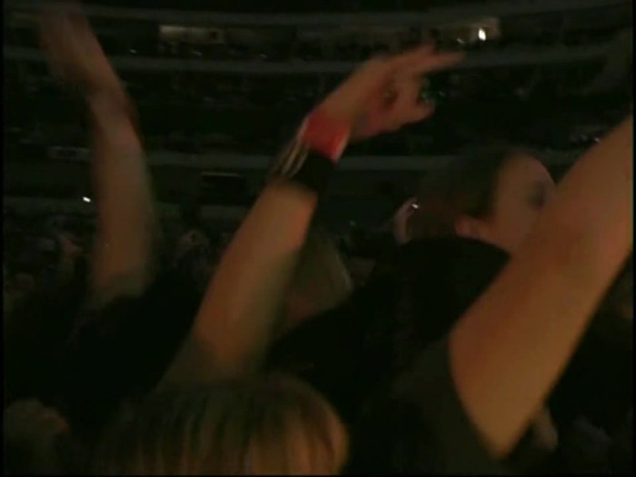 Bonez Tour Documentary [HD] Part2 - Avril Lavigne 0827