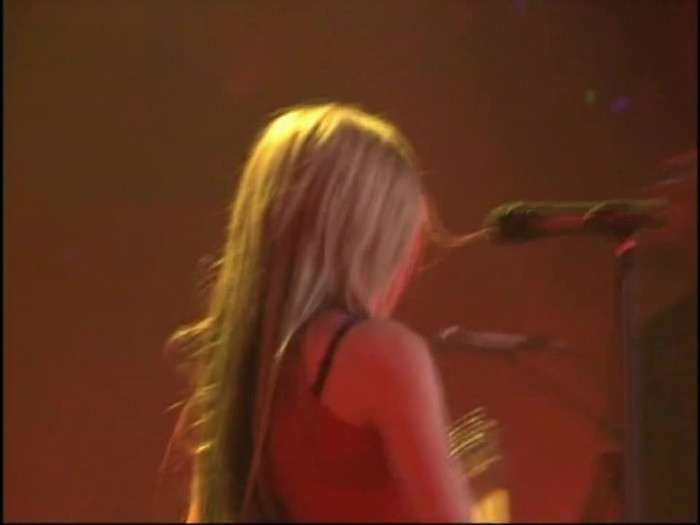 Bonez Tour Documentary [HD] Part2 - Avril Lavigne 2294