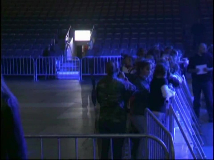 Bonez Tour Documentary [HD] Part2 - Avril Lavigne 0341