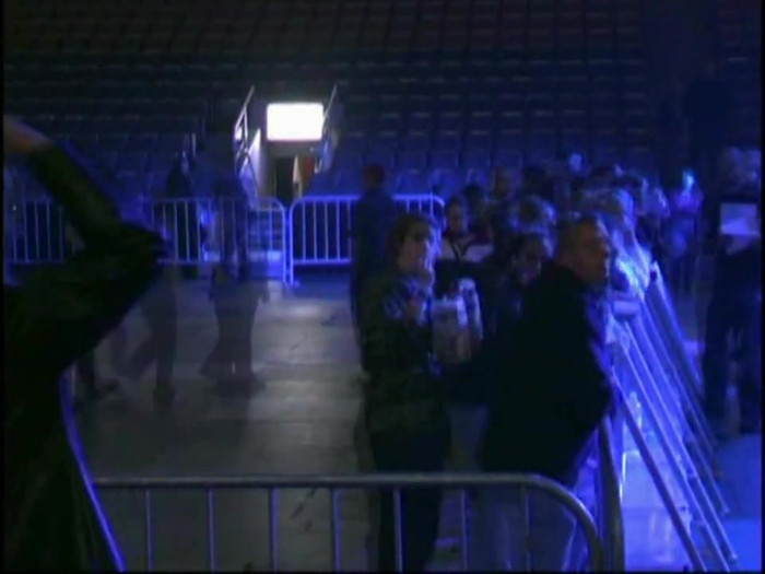 Bonez Tour Documentary [HD] Part2 - Avril Lavigne 0344