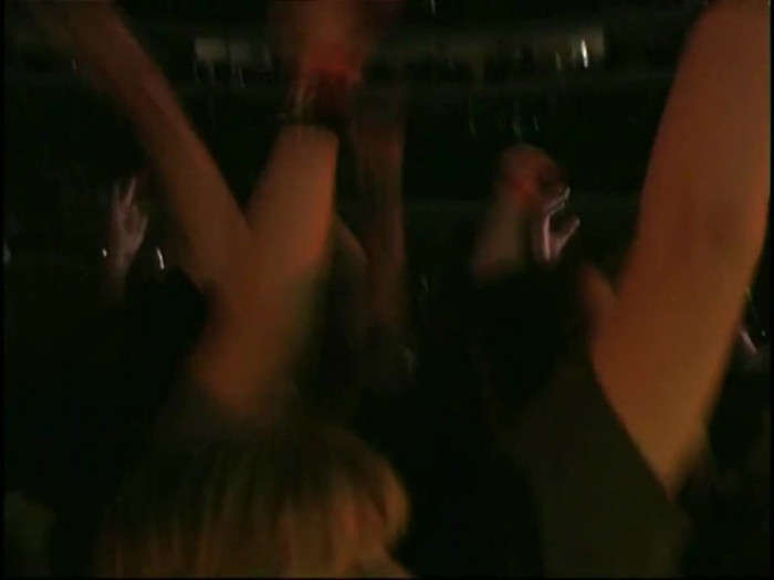 Bonez Tour Documentary [HD] Part2 - Avril Lavigne 0832