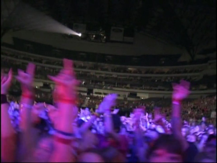 Bonez Tour Documentary [HD] Part2 - Avril Lavigne 2777