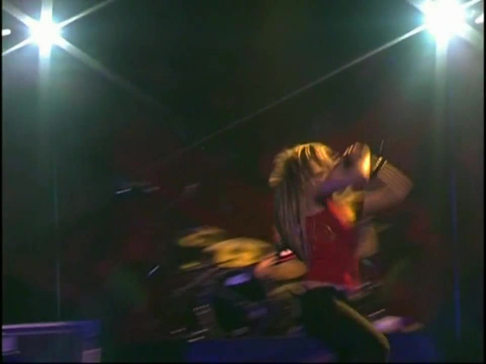 Bonez Tour Documentary [HD] Part2 - Avril Lavigne 1315