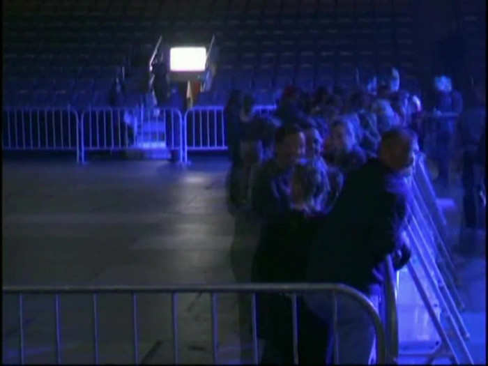 Bonez Tour Documentary [HD] Part2 - Avril Lavigne 0351