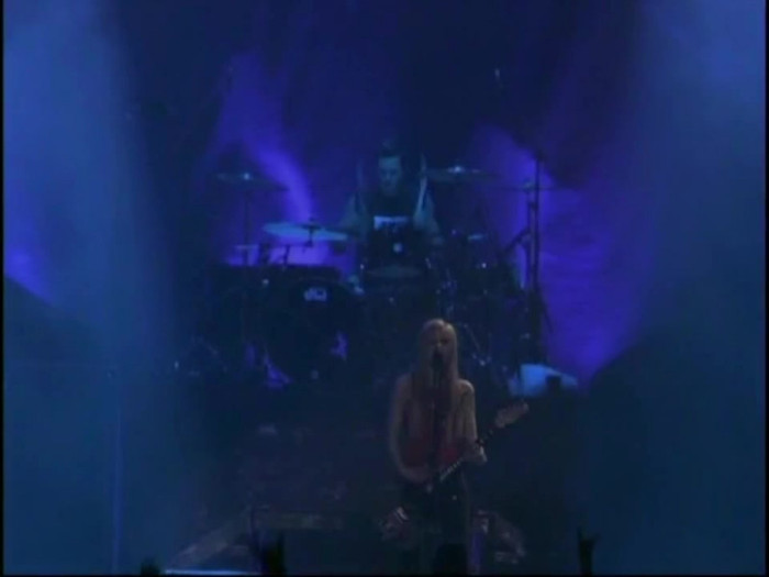 Bonez Tour Documentary [HD] Part2 - Avril Lavigne 1807
