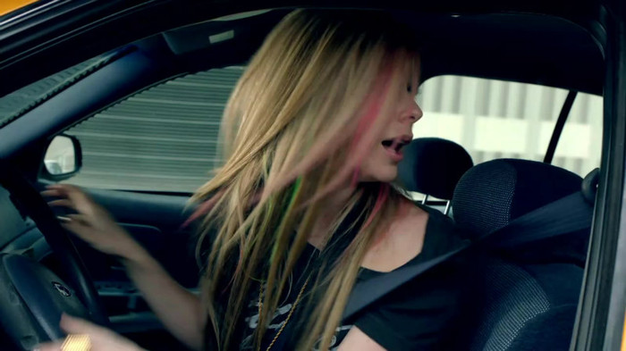 Avril Lavigne - What The Hell_youtube_original 0835 - Avril - Lavigne - What - The - Hell - oo2