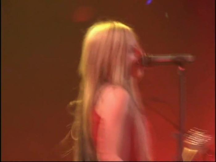 Bonez Tour Documentary [HD] Part2 - Avril Lavigne 2308