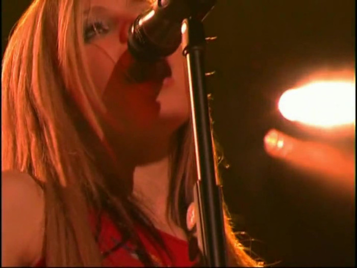 Bonez Tour Documentary [HD] Part2 - Avril Lavigne 2313
