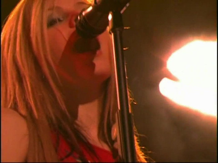 Bonez Tour Documentary [HD] Part2 - Avril Lavigne 2317