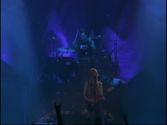 Bonez Tour Documentary [HD] Part2 - Avril Lavigne 1820