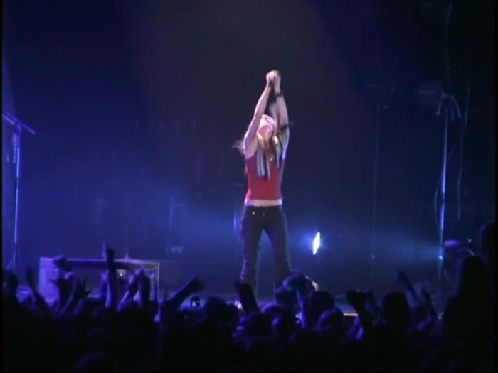 Bonez Tour Documentary [HD] Part2 - Avril Lavigne 1343