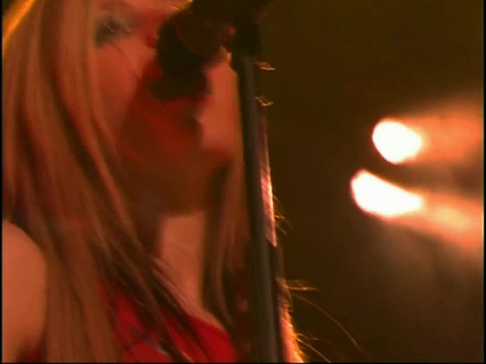 Bonez Tour Documentary [HD] Part2 - Avril Lavigne 2330