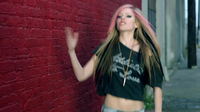 Avril Lavigne - What The Hell_youtube_original 1105 - Avril - Lavigne - What - The - Hell - oo3