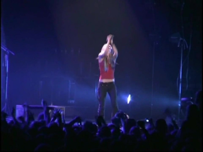 Bonez Tour Documentary [HD] Part2 - Avril Lavigne 1346
