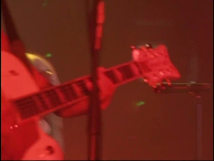 Bonez Tour Documentary [HD] Part2 - Avril Lavigne 1350