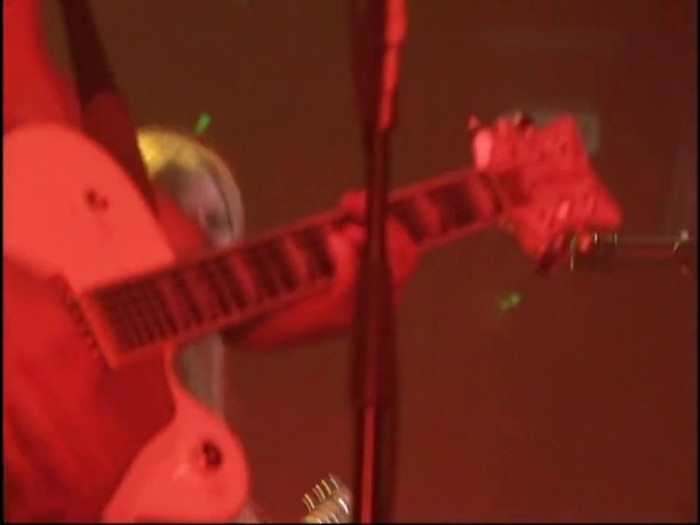 Bonez Tour Documentary [HD] Part2 - Avril Lavigne 1356