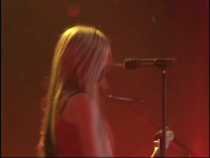 Bonez Tour Documentary [HD] Part2 - Avril Lavigne 2344