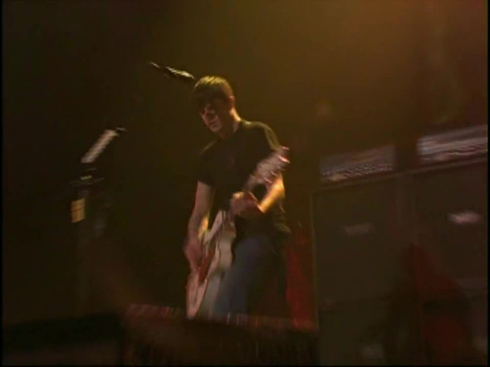 Bonez Tour Documentary [HD] Part2 - Avril Lavigne 2823