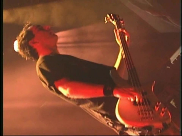 Bonez Tour Documentary [HD] Part2 - Avril Lavigne 0880