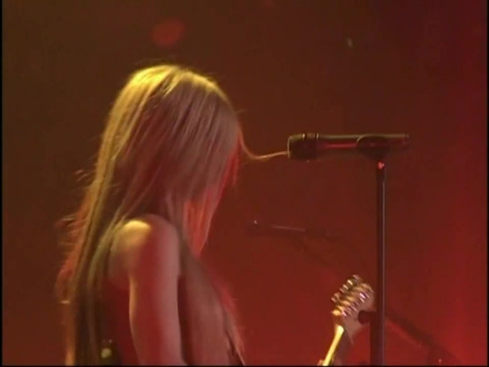 Bonez Tour Documentary [HD] Part2 - Avril Lavigne 2347