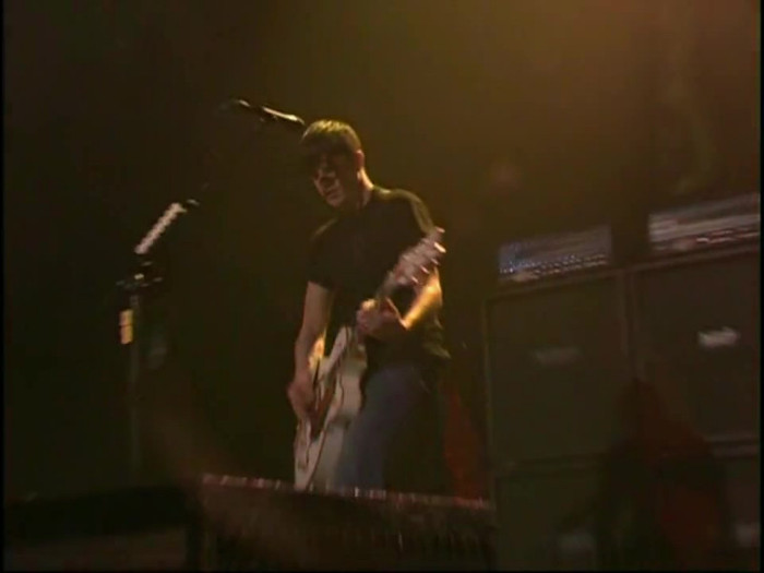 Bonez Tour Documentary [HD] Part2 - Avril Lavigne 2824